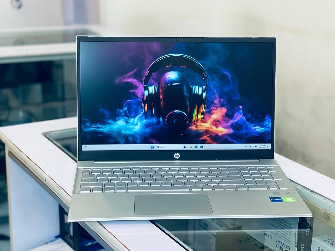 HP PAVILION 11TH GEN 15.6th INCH
