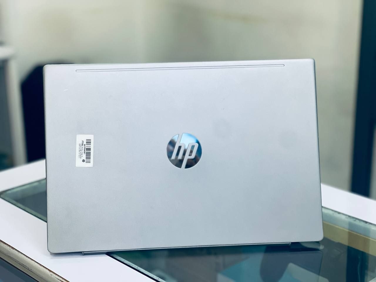 HP Pavilion 8th,Back side view