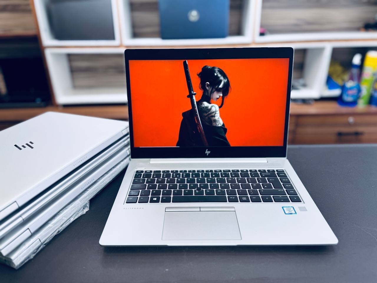 HP ELITEBOOK 8TH GEN 14 INCH