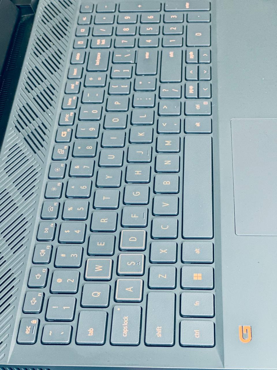 Dell G15,keybord view