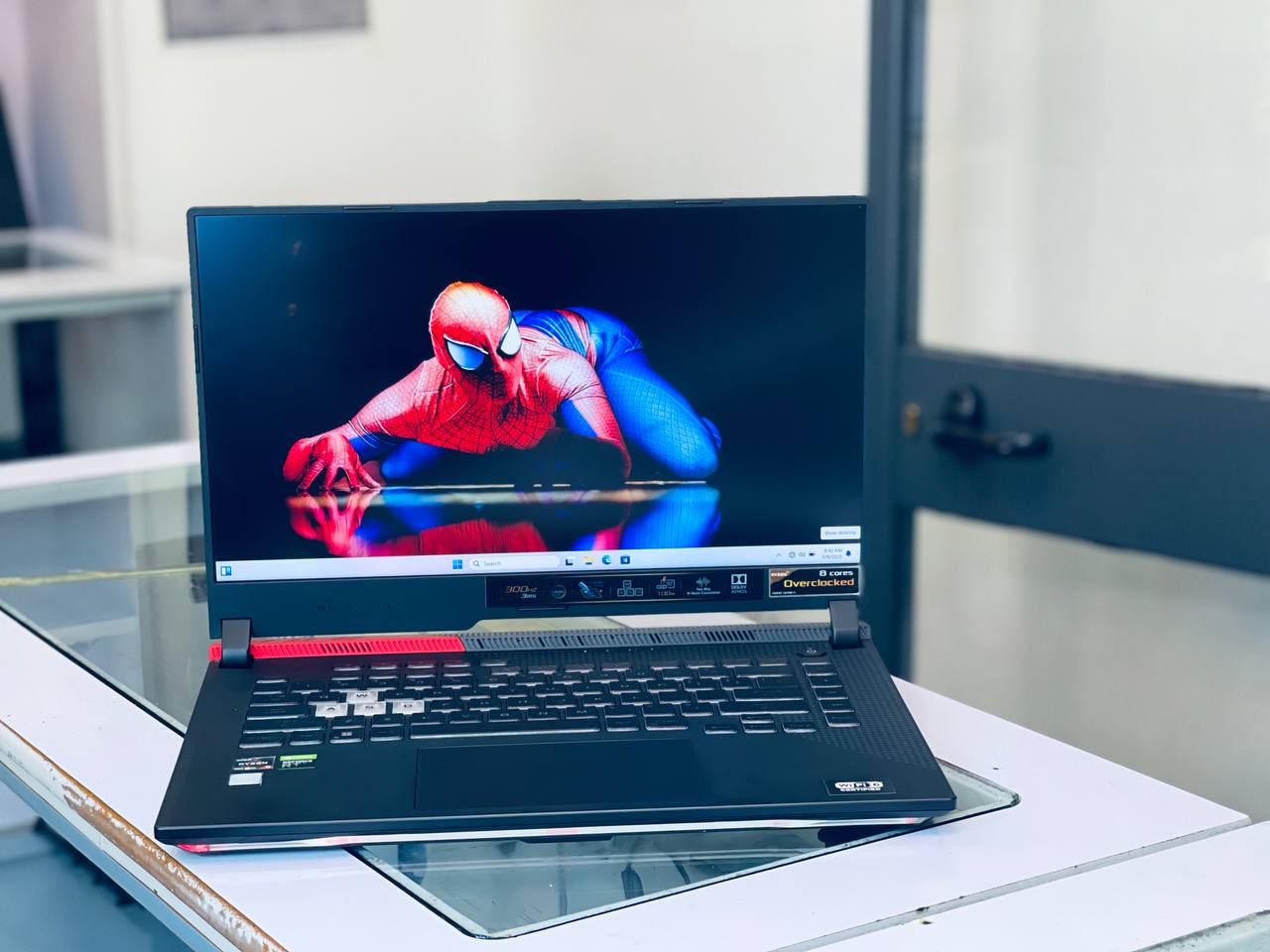 ASUS ROG  RYZEN 9 5000 SERIOUS  16 INCH