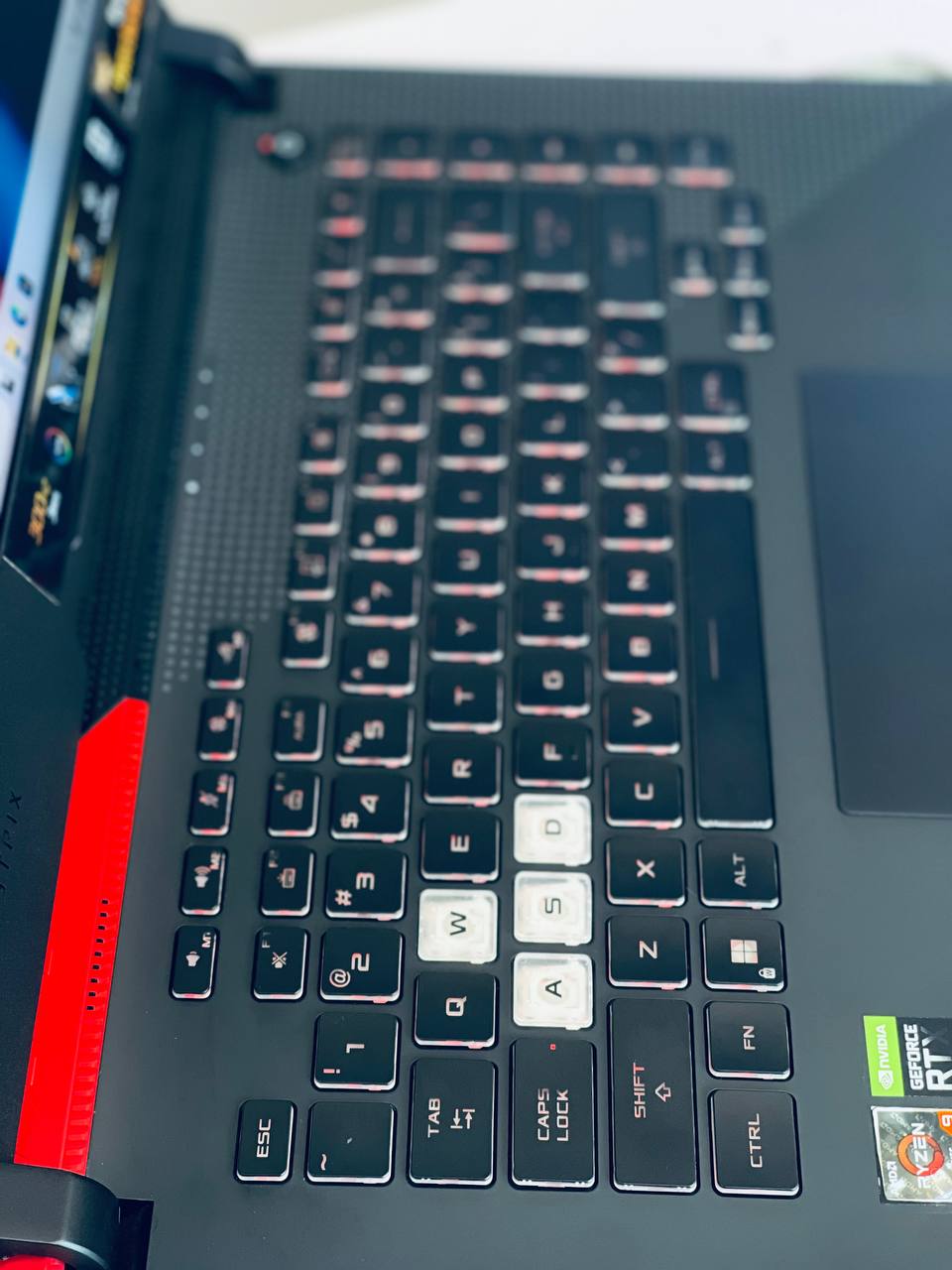 ASUS ROG,keybord view
