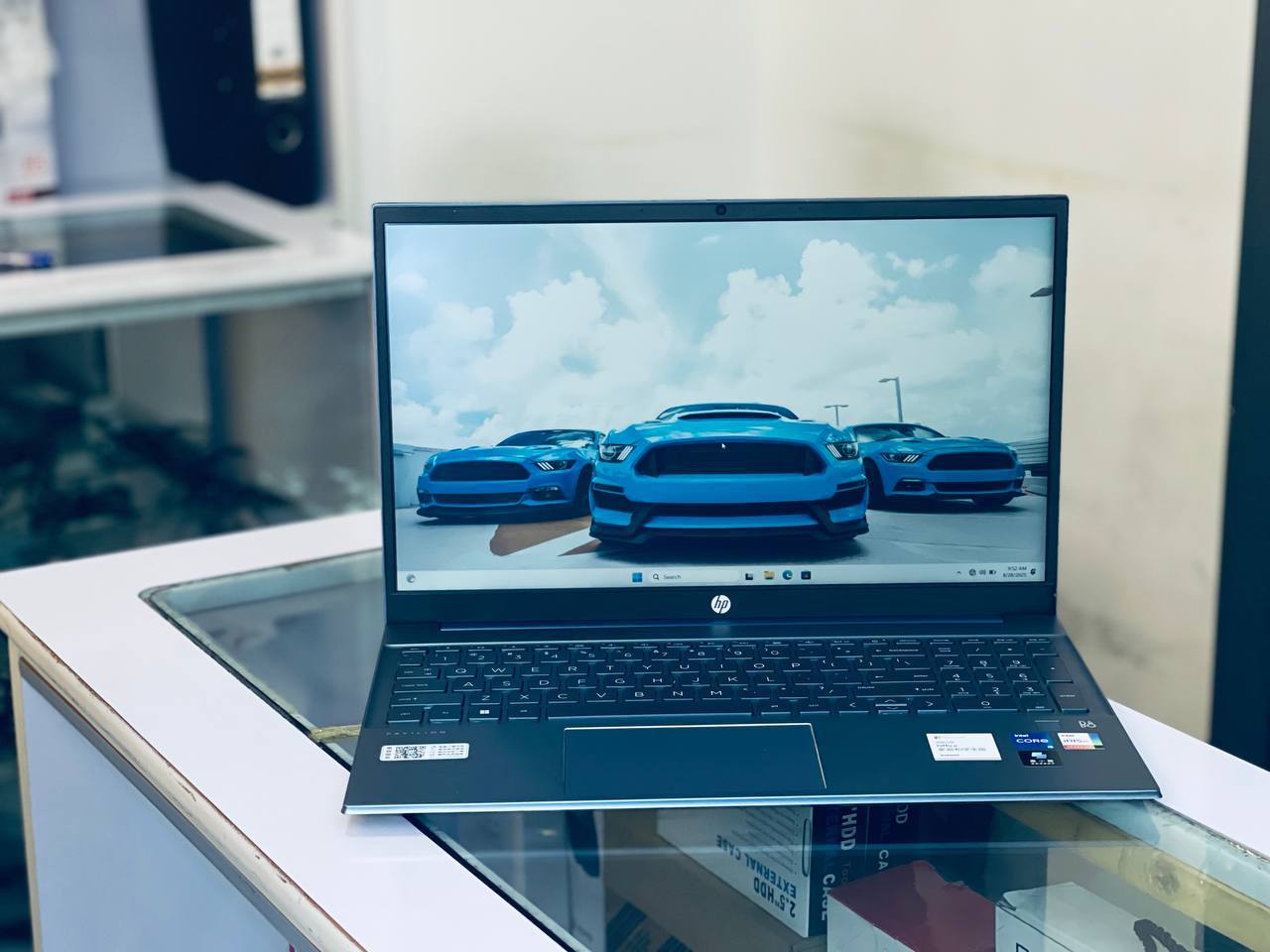 HP PAVILION 13TH GEN 15.6 INCH